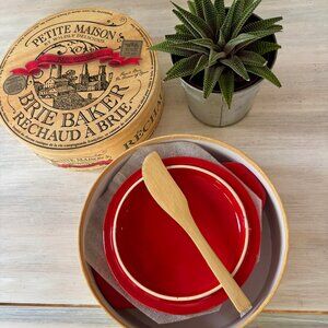 NWT Wildly Delicious Petite Maison Red Brie Baker Set